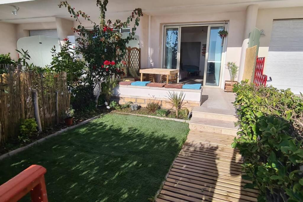 Ti Caz Kreol - Juan Plages Les Pieds Dans L'Eau Apartment Ngoại thất bức ảnh